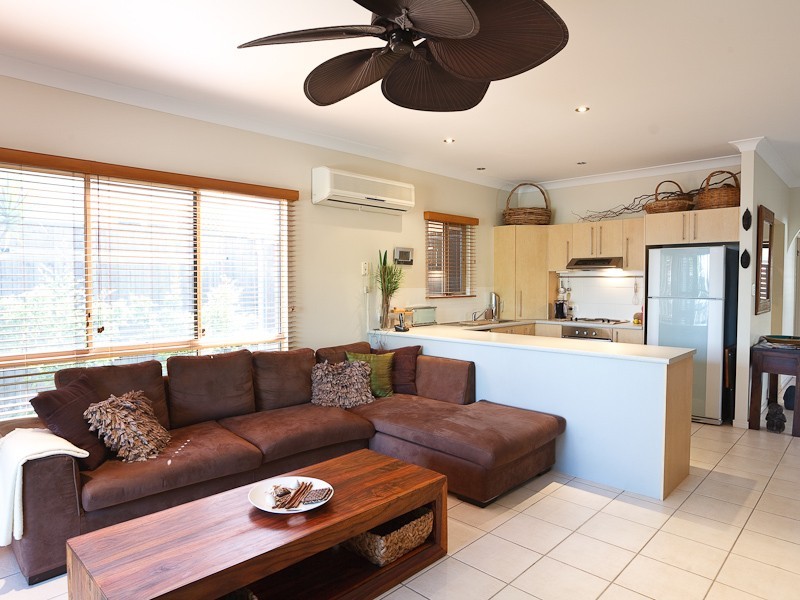 27 Samson Circuit, Caloundra QLD 4551