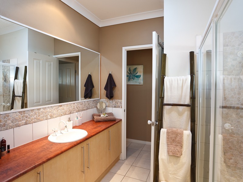 27 Samson Circuit, Caloundra QLD 4551