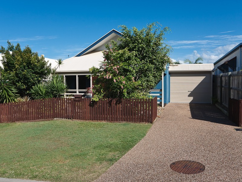 27 Samson Circuit, Caloundra QLD 4551