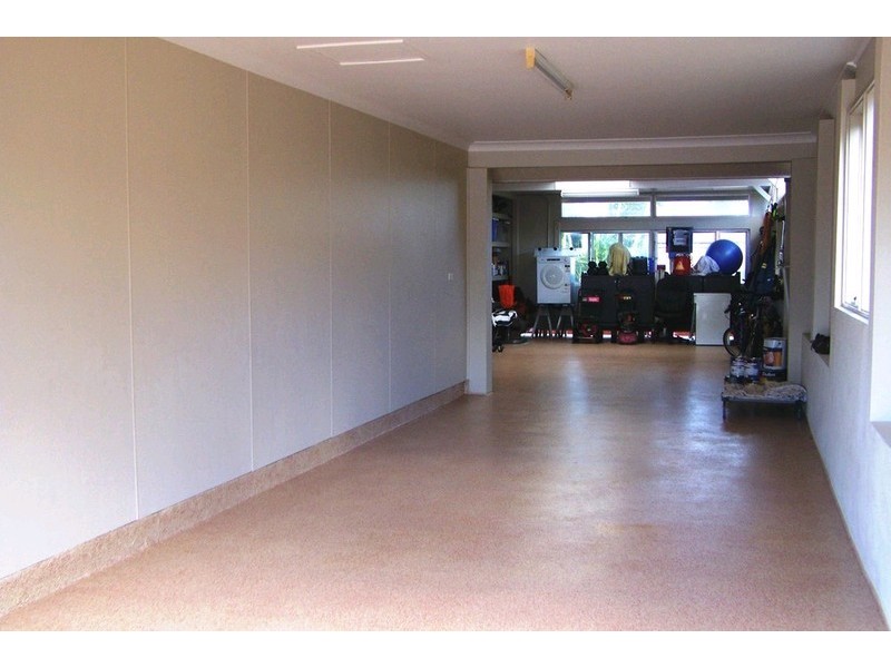 20 Maryann Street, Caloundra QLD 4551