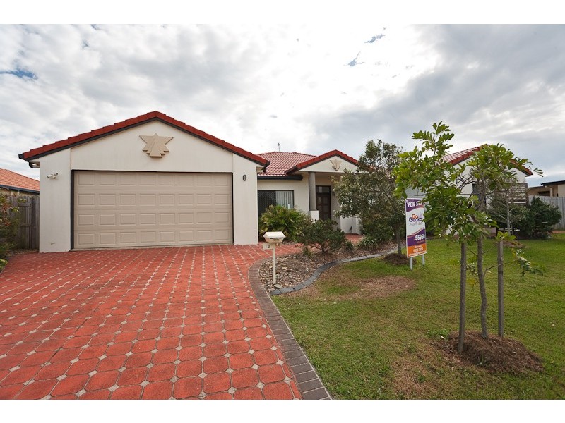 12 Sumatra Court, Kawana Island QLD 4575