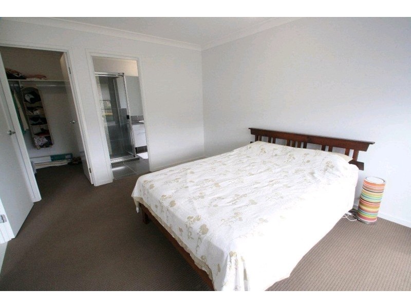 47 Liekefett Way, Little Mountain QLD 4551