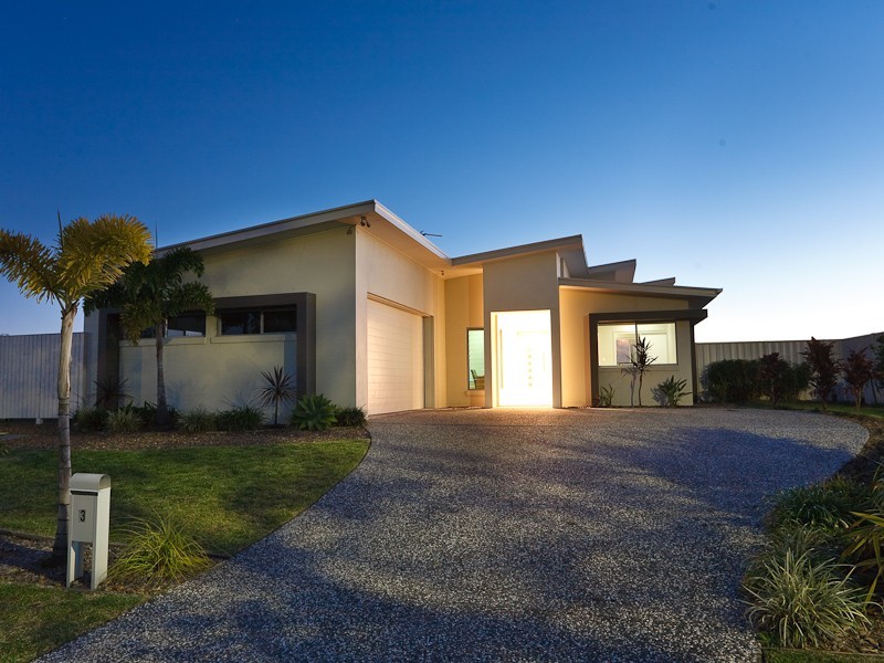 3 Ballinger Place, Pelican Waters QLD 4551