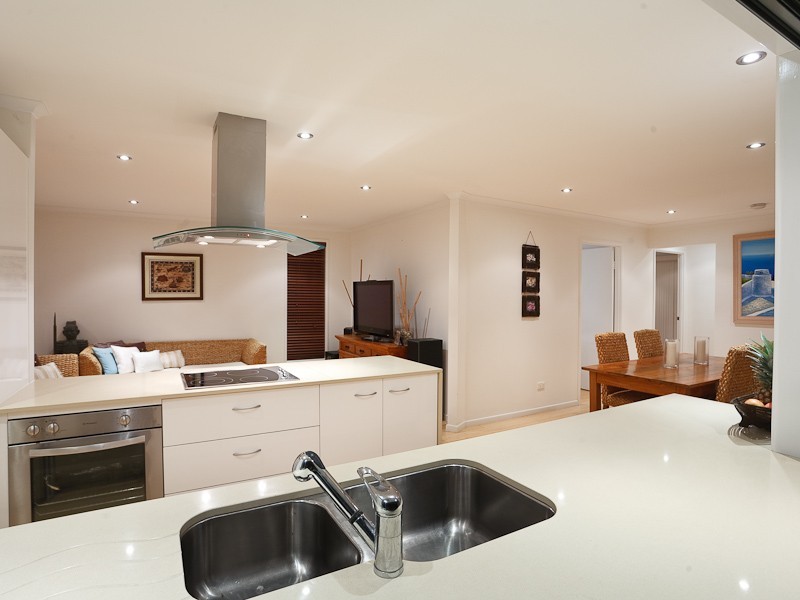 12 Beausang Street, Caloundra QLD 4551