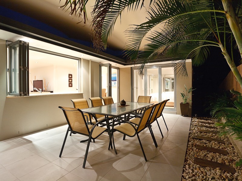 12 Beausang Street, Caloundra QLD 4551