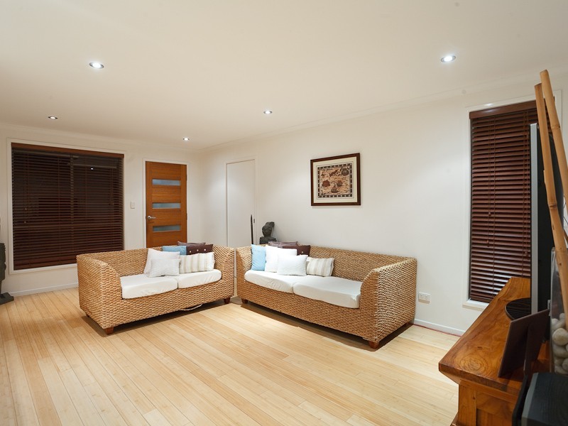 12 Beausang Street, Caloundra QLD 4551