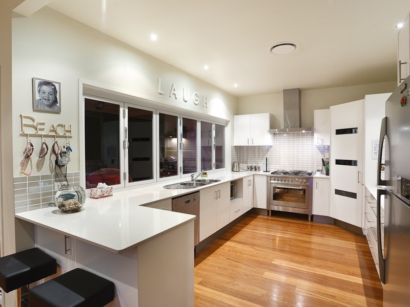 6 Mornington Court, Little Mountain QLD 4551