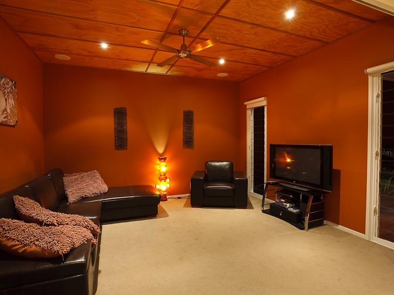 6 Mornington Court, Little Mountain QLD 4551