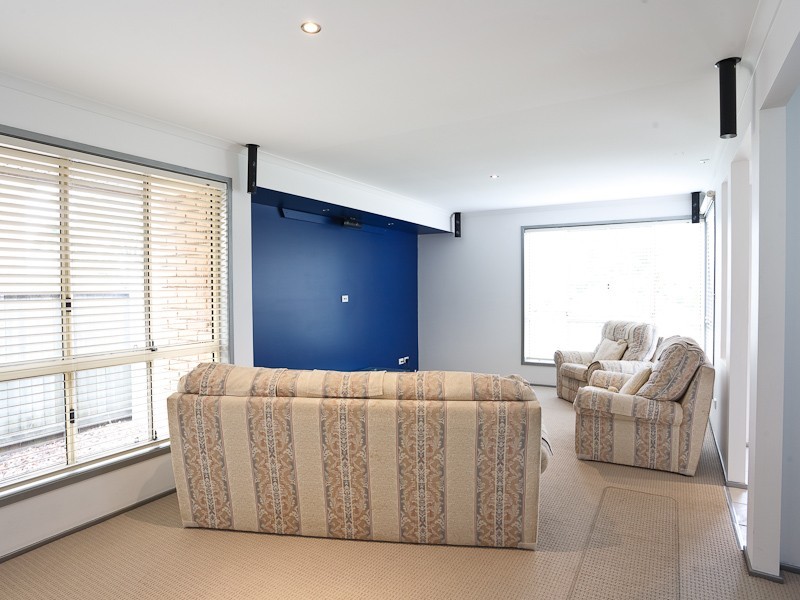 35 Careen Street, Battery Hill QLD 4551