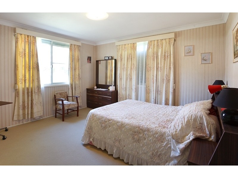 11 Montgomery Crescent, Golden Beach QLD 4551