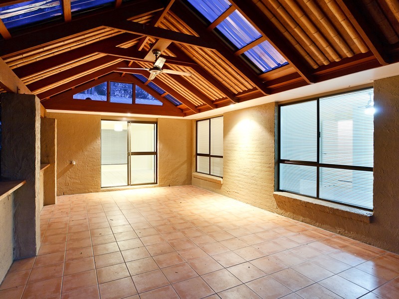 40 Orringa Street, Wurtulla QLD 4575