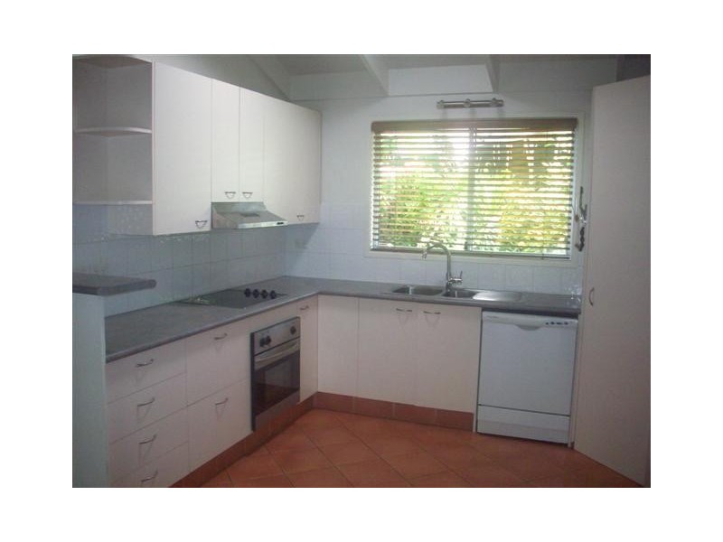 657 Nicklin Way, Wurtulla QLD 4575