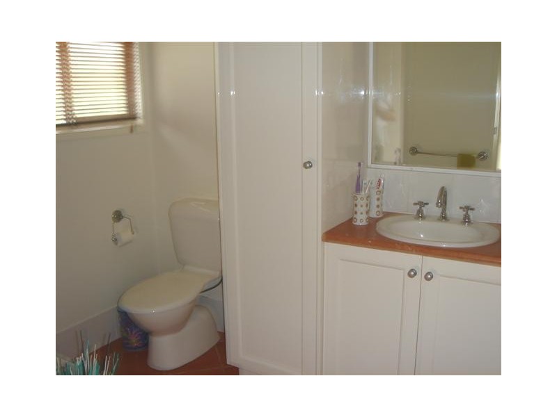 657 Nicklin Way, Wurtulla QLD 4575