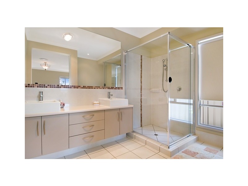 3 Rutherford Place, Pelican Waters QLD 4551