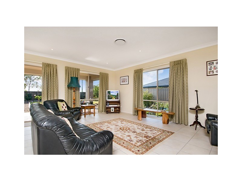 3 Rutherford Place, Pelican Waters QLD 4551