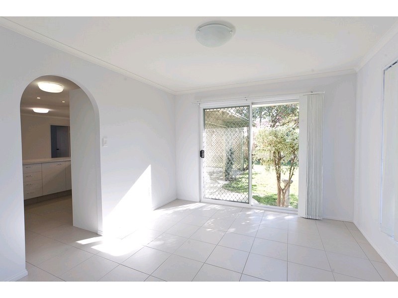 2 Parari Street, Warana QLD 4575