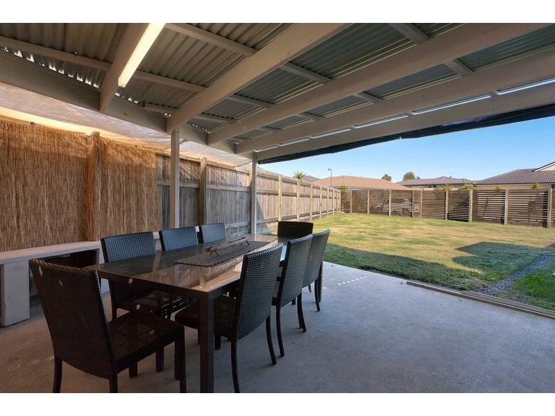 20 Alicia Circuit, Little Mountain QLD 4551