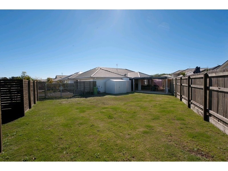 20 Alicia Circuit, Little Mountain QLD 4551