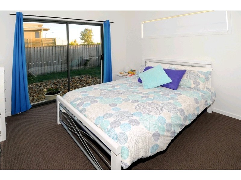 17 Airlie Crescent, Pelican Waters QLD 4551