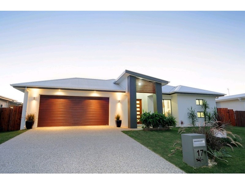 17 Airlie Crescent, Pelican Waters QLD 4551