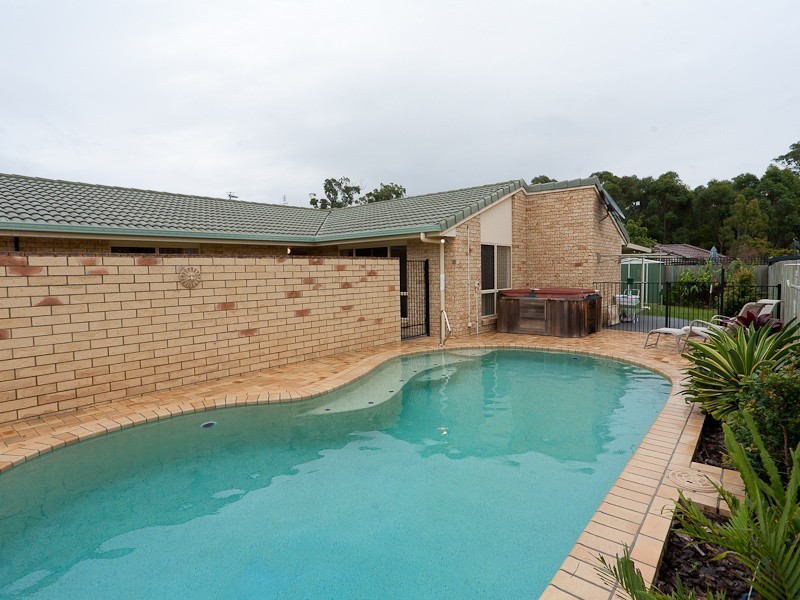 5 Livistona Crescent, Currimundi QLD 4551