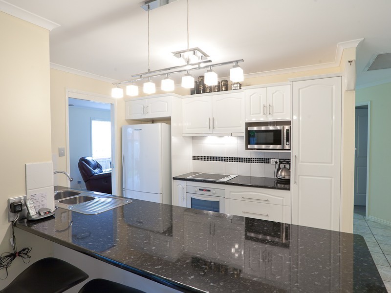 5 Livistona Crescent, Currimundi QLD 4551