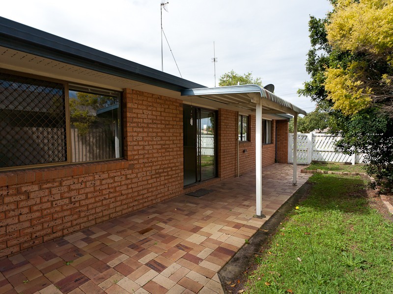 2 Honeysuckle Drive, Bokarina QLD 4575