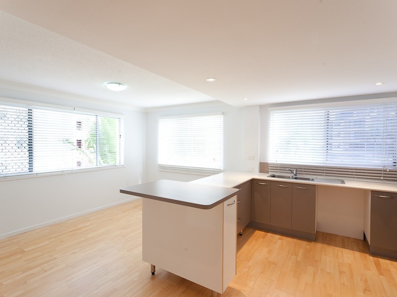 3/7 Mahia Terrace, Kings Beach QLD 4551