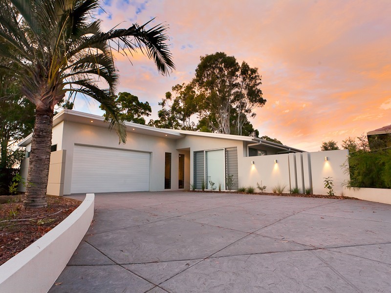 106 Sunset Drive, Little Mountain QLD 4551