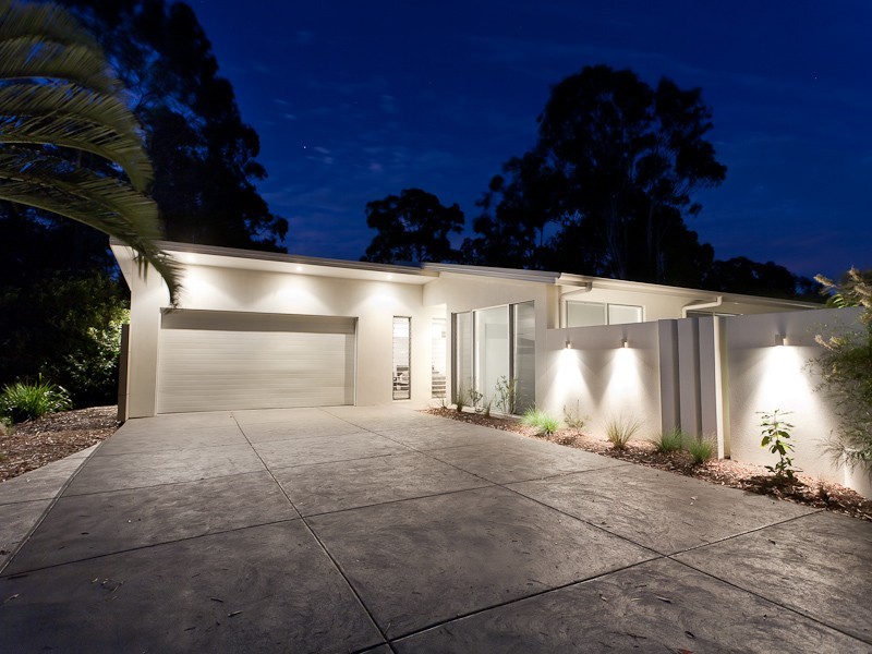 106 Sunset Drive, Little Mountain QLD 4551