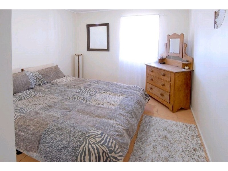 99 Taylor Avenue, Golden Beach QLD 4551