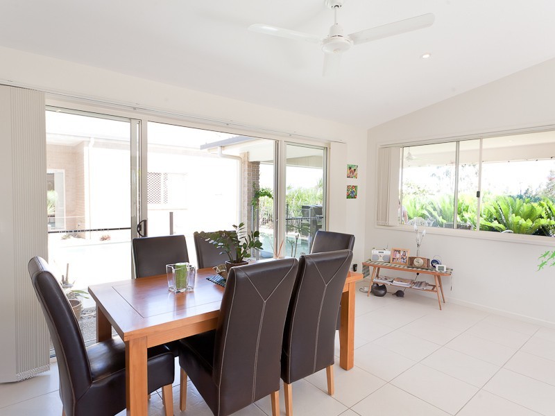 16 The Dales Crescent, Little Mountain QLD 4551