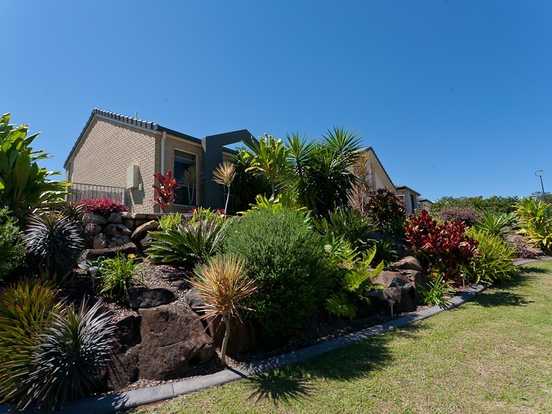 16 The Dales Crescent, Little Mountain QLD 4551