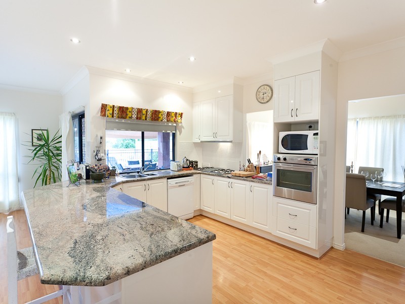 5 Webb Ellis Court, Pelican Waters QLD 4551