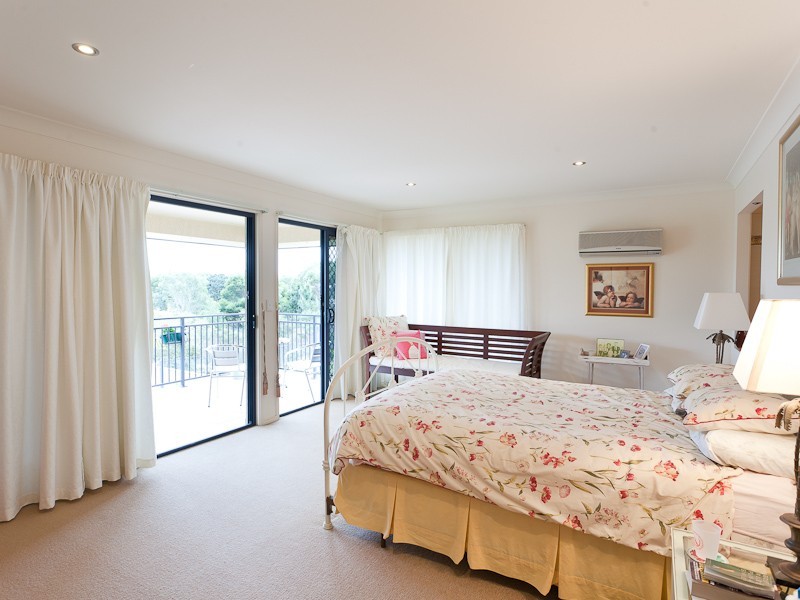 5 Webb Ellis Court, Pelican Waters QLD 4551