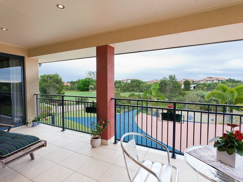 5 Webb Ellis Court, Pelican Waters QLD 4551