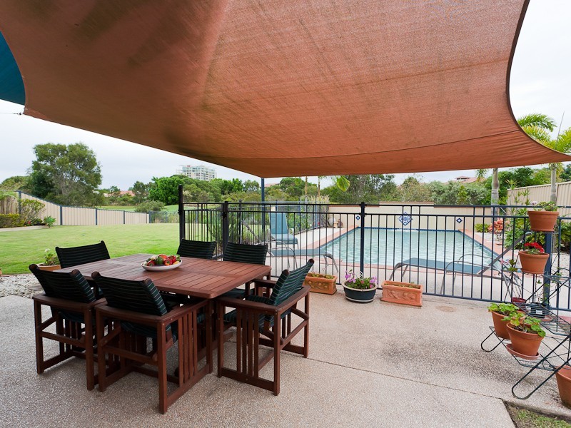 5 Webb Ellis Court, Pelican Waters QLD 4551