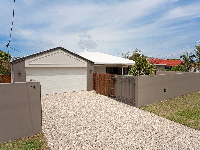 14 Coonang Crescent, Warana QLD 4575