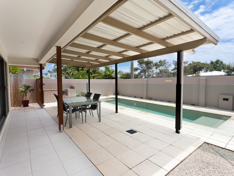 14 Coonang Crescent, Warana QLD 4575