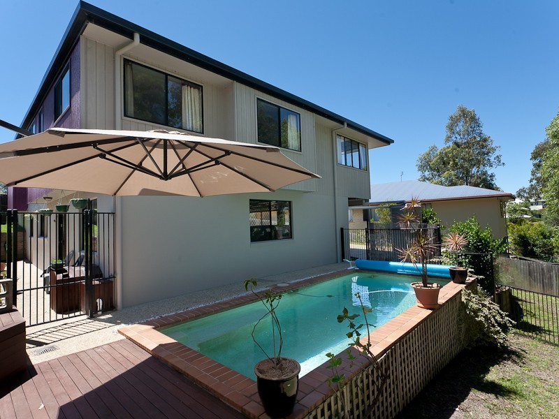 24 Grey Gum Drive, Little Mountain QLD 4551