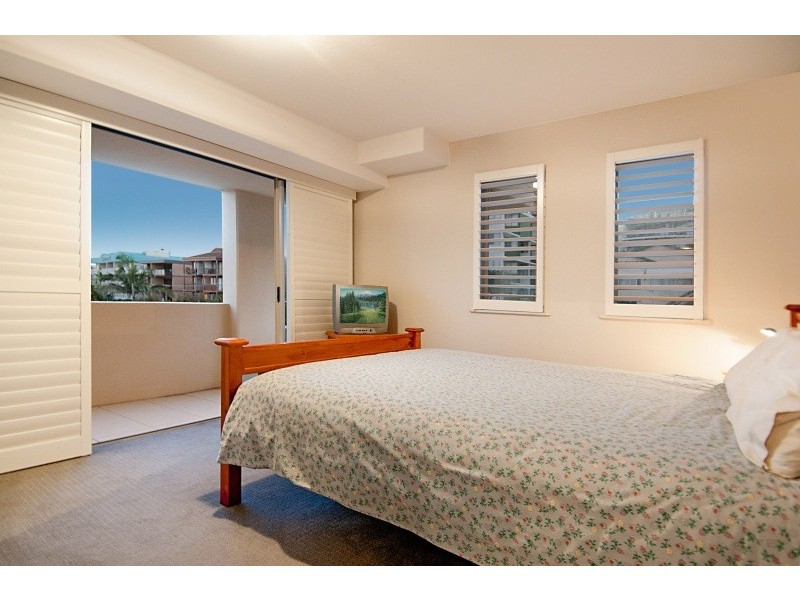 2/15 Orvieto Terrace, Kings Beach QLD 4551