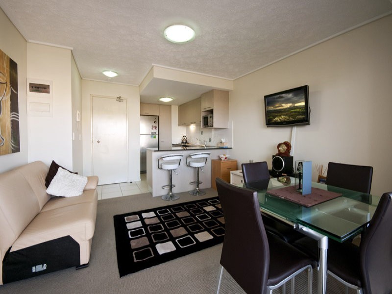 38/4 Grand Parade, Kawana Island QLD 4575