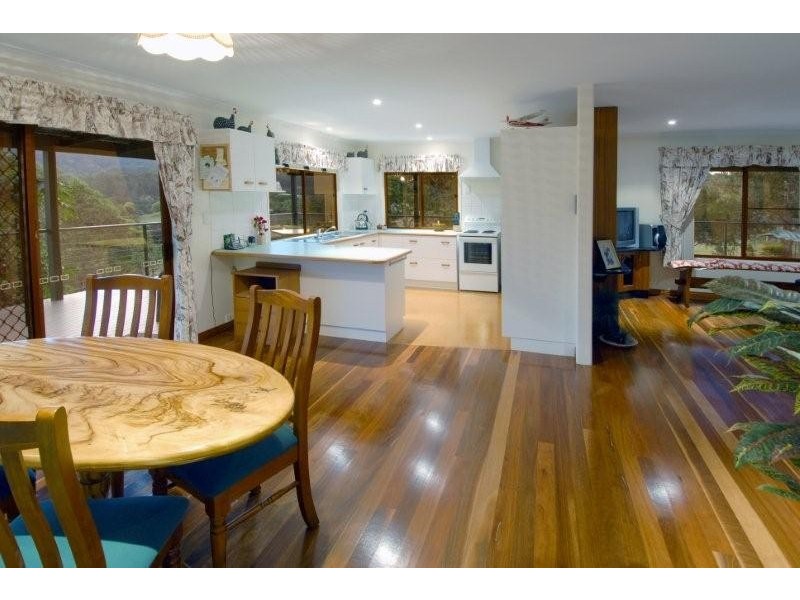 14 Burnside Road, Nambour QLD 4560