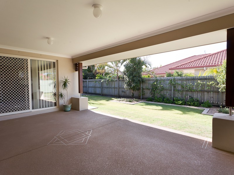 14 Resolution Street, Pelican Waters QLD 4551