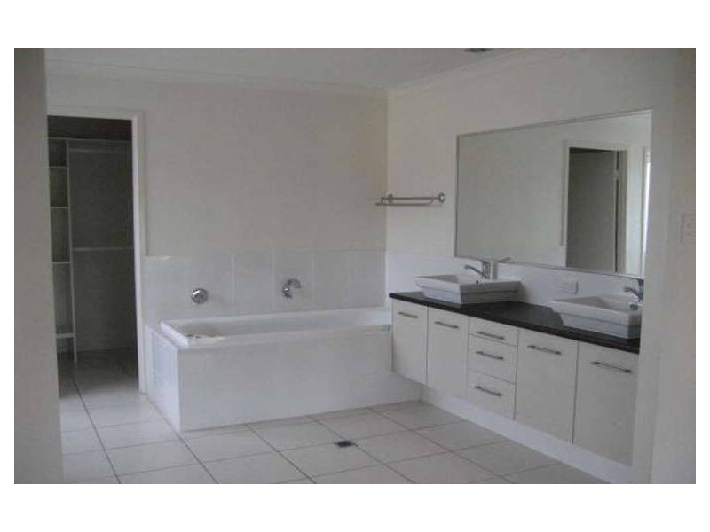 2 Annabelle Street, Pelican Waters QLD 4551