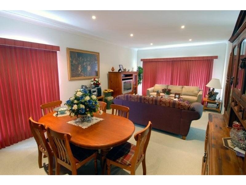 19 Tall Trees Way, Little Mountain QLD 4551