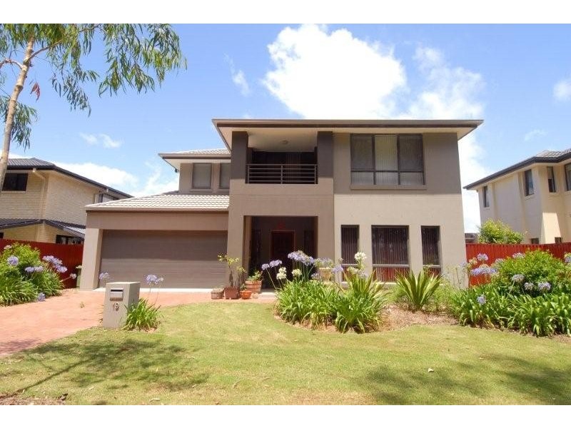 19 Tall Trees Way, Little Mountain QLD 4551