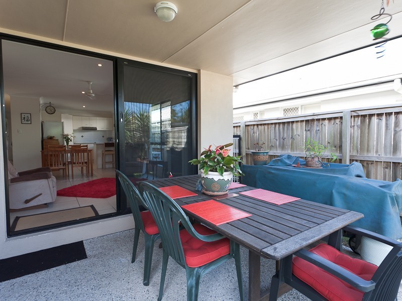 15 Alicia Circuit, Little Mountain QLD 4551