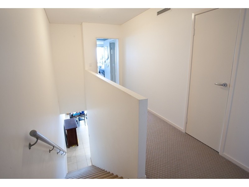 73/7 Grand Parade, Kawana Island QLD 4575