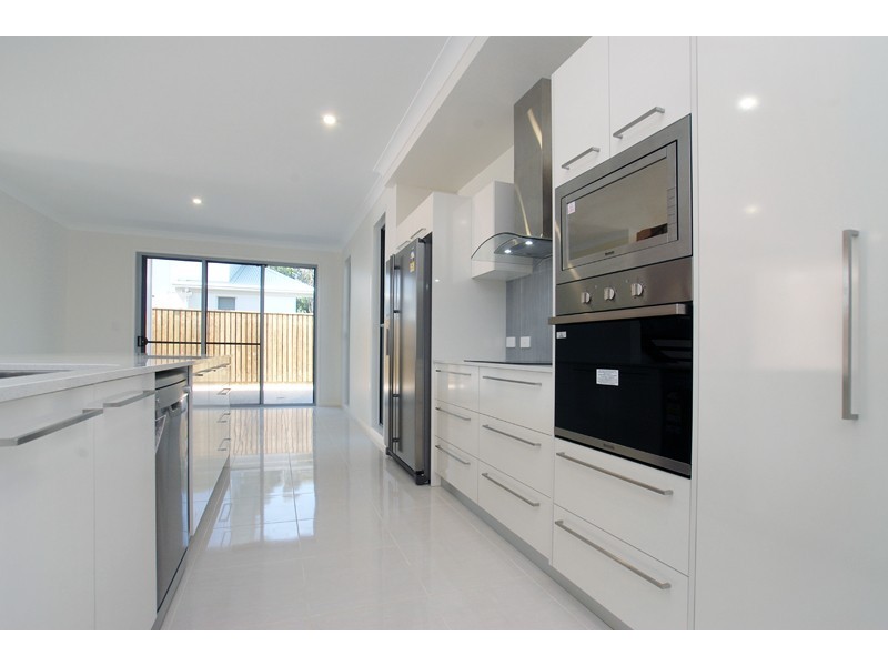 26 Dicky Beach Close, Dicky Beach QLD 4551